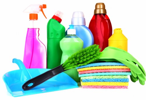 Professional upholstery cleaning in a living room sofa