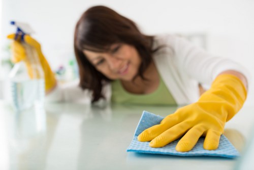 Step-by-step curtain cleaning and maintenance tips